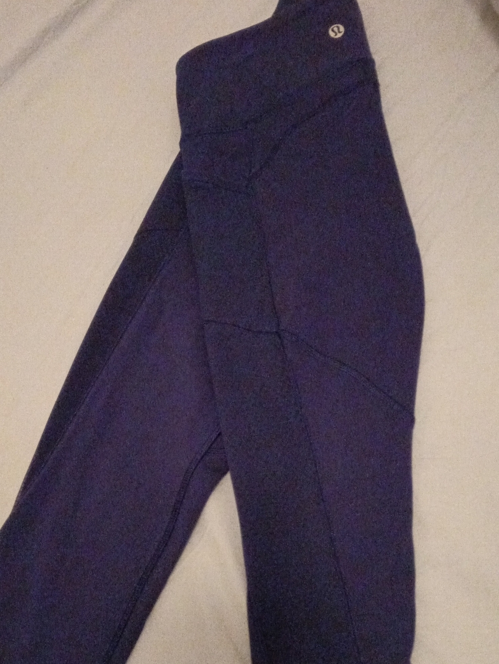Lululemon - Picture 5 of 6